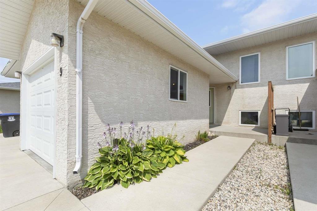 1 Bush Farm Rd